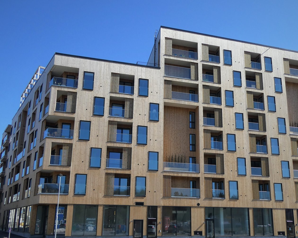 Bild på träfasad på projekt Botanikern i Uppsala