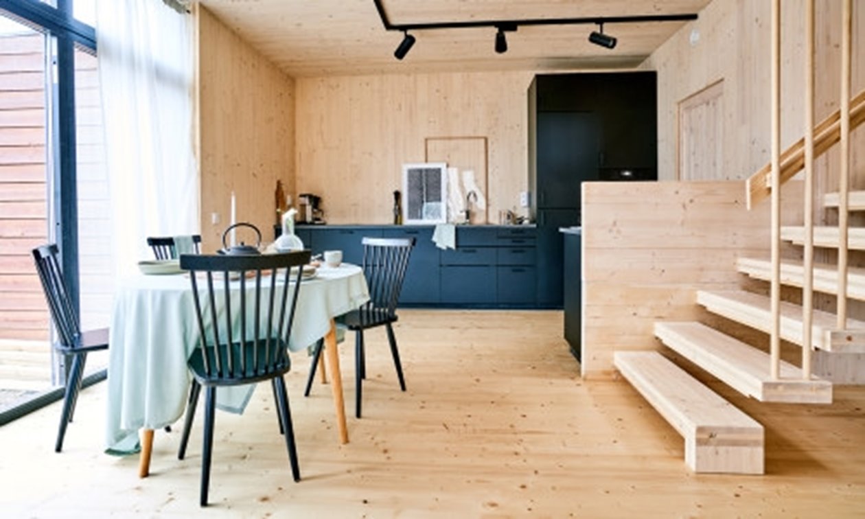                                 KL-trä Båstad Villa