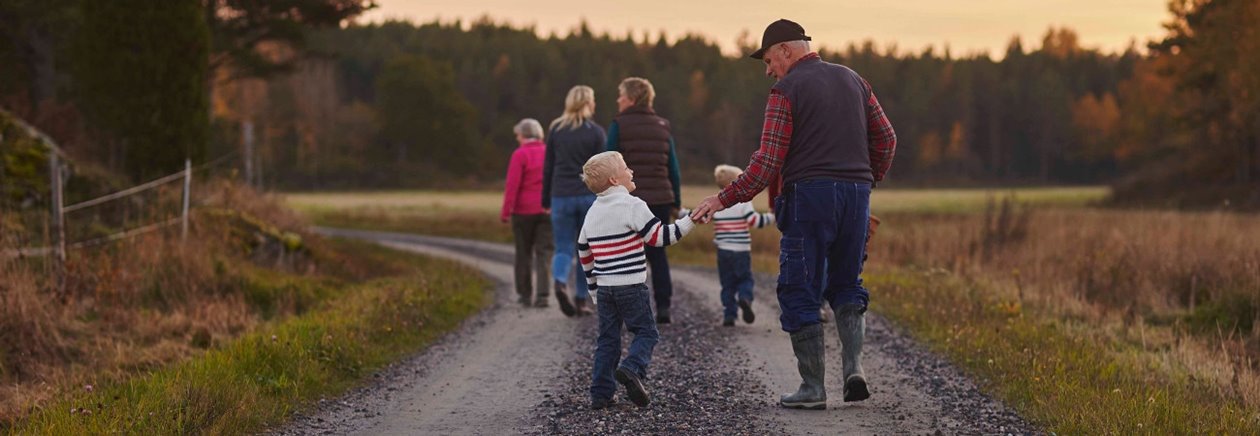 Familj, generationer, medlemmar, promenad, hållbarhet