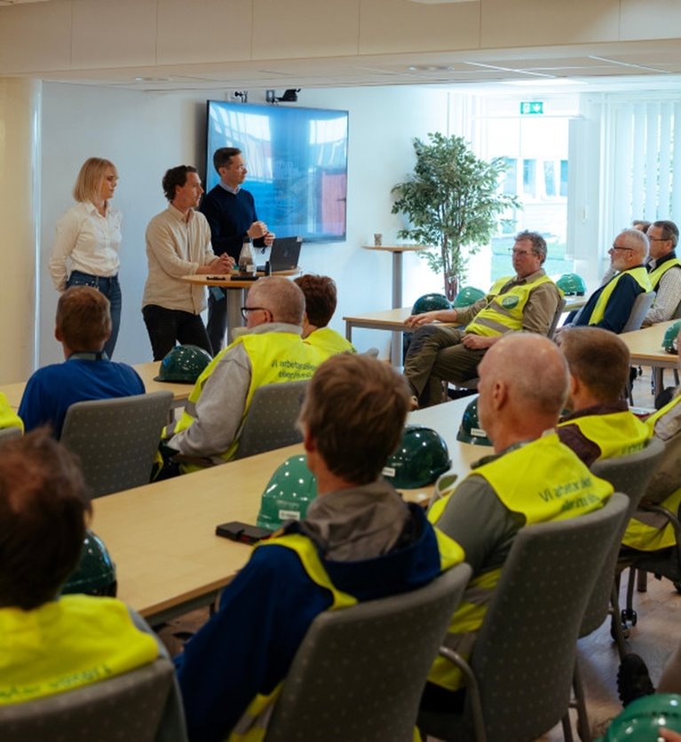 Exkursion i Mönsterås 29 maj 2024 i samband med föreningsstämman. Presentation Lignin.