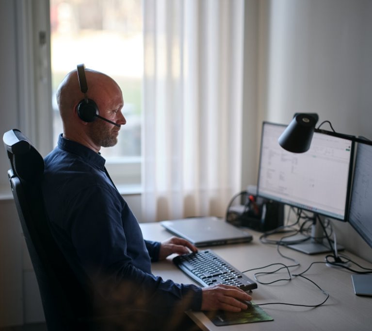 Vid arbetsplats på HK i Växjö Mattias Strömberg