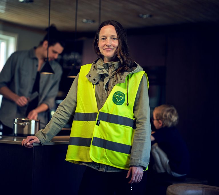 Medarbetare med södras säkerhetsväst