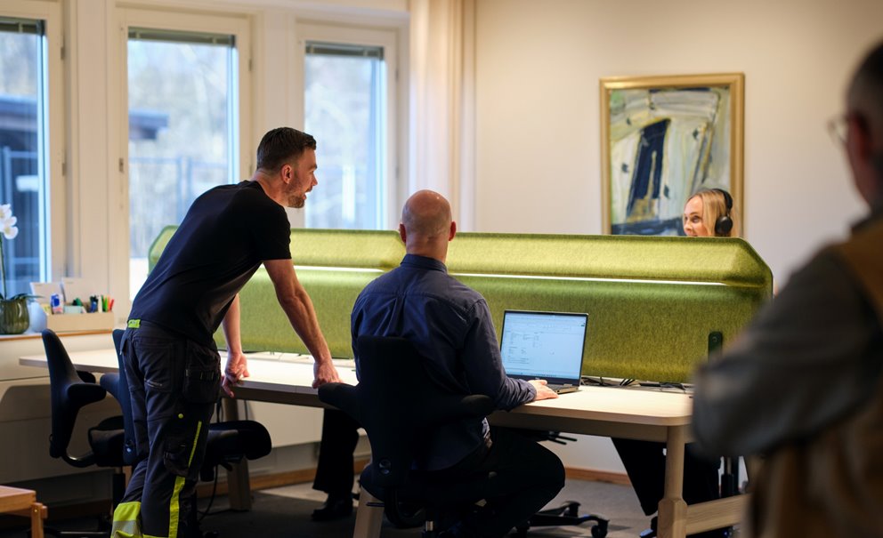 Gemensam arbetsplats på HK i Växjö, Linus Roos, Caroline Bucquoy, Gustav Sandstedt och Mattias Strömberg