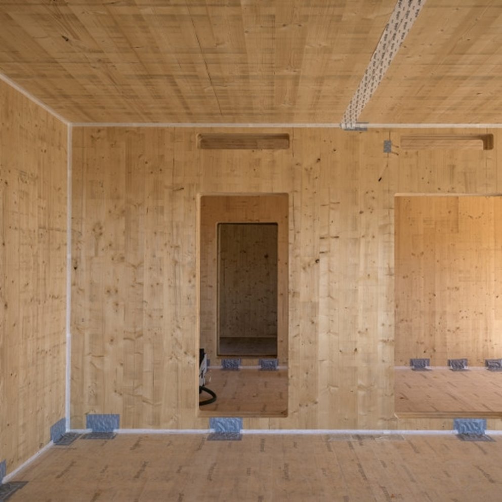 Bild från husbygge med KL-trä