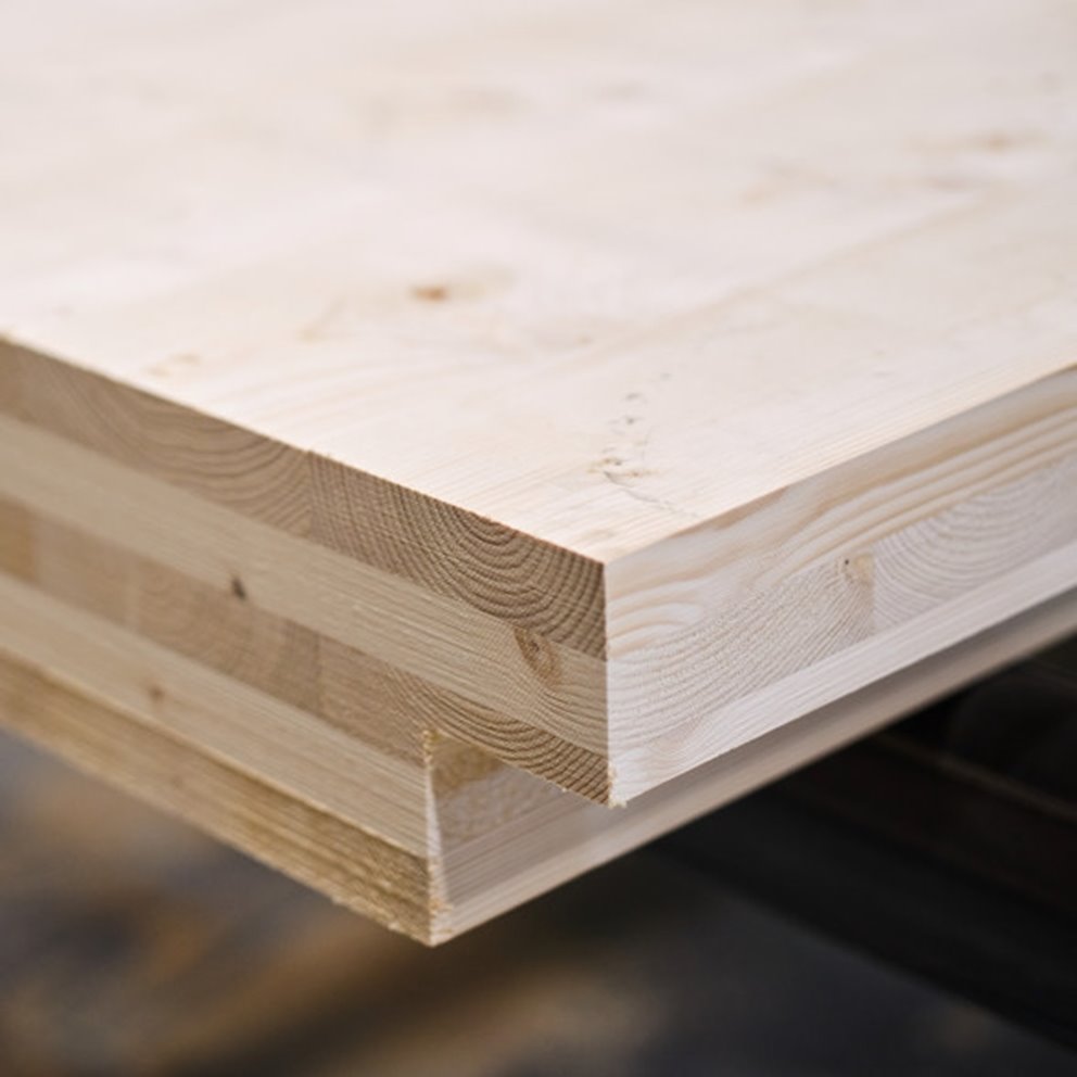 Bilder från vår fabrik F2, för korslimmat (KL-trä), på kombinatet i Värö