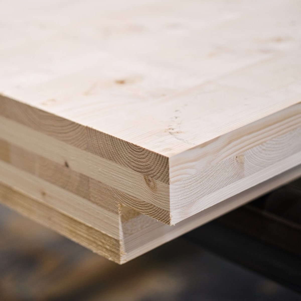 Bilder från vår fabrik F2, för korslimmat (KL-trä), på kombinatet i Värö