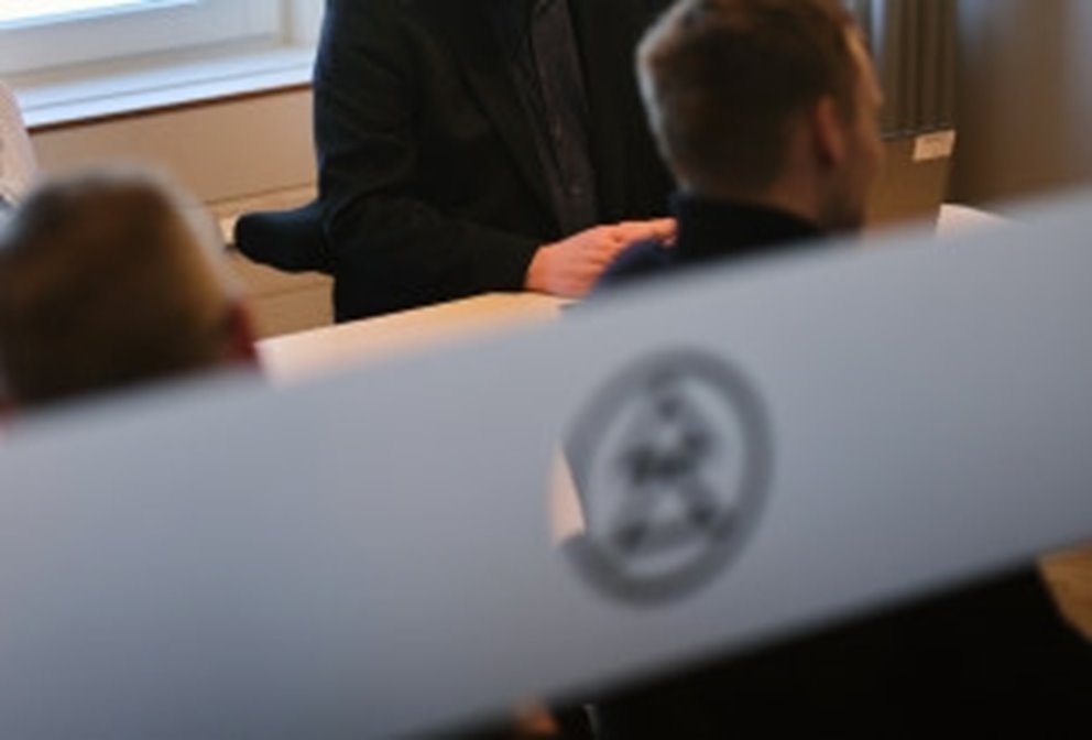 Möte i konferensrum på HK i Växjö Anna Cardell och Thomas Hendel