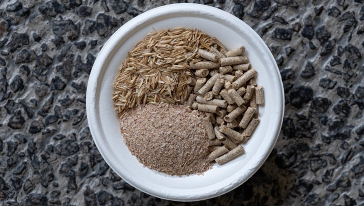 Skål med jordbruksrester