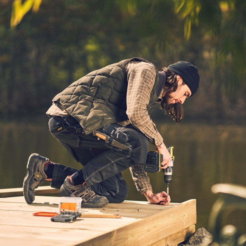 Snickare och medlem Tryckimpregnerad trall