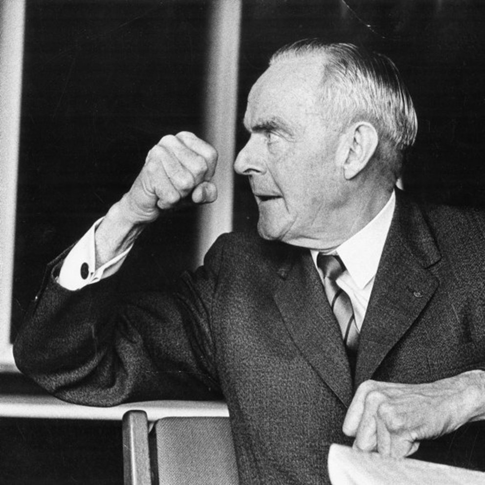 Gösta Edström kunde som få agitera för sin sak både i tal och gester. Omskannad 098.