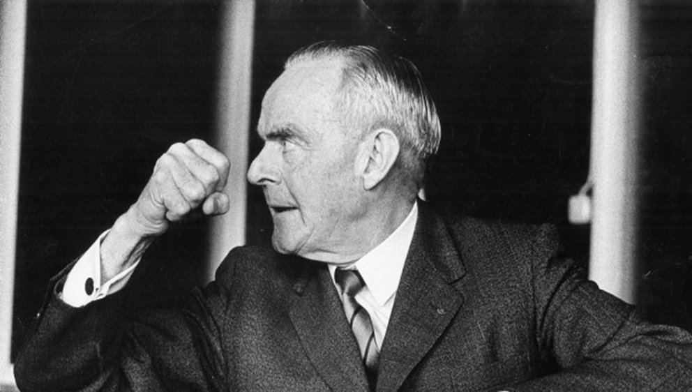 Gösta Edström kunde som få agitera för sin sak både i tal och gester. Omskannad 098.