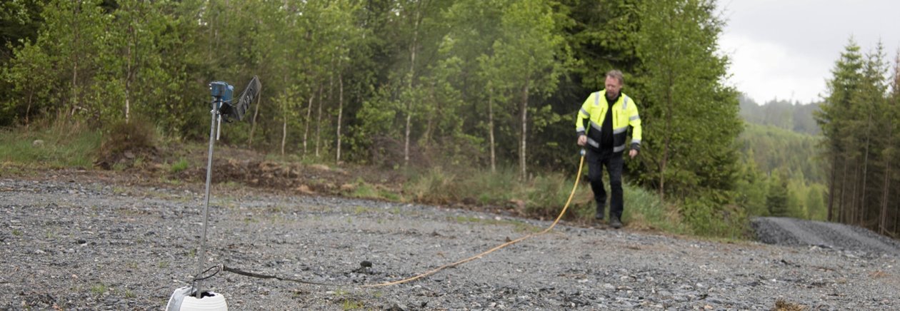 Omklassning av skogsbilväg. Fredrik Svensson, väginventerare Biometria.