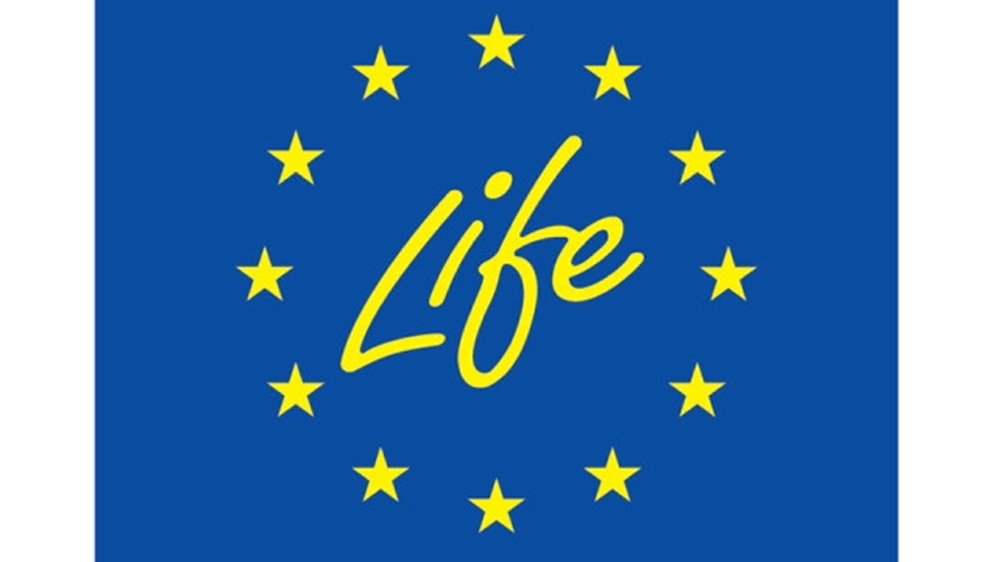 EU LIFE logo vertikal med färg