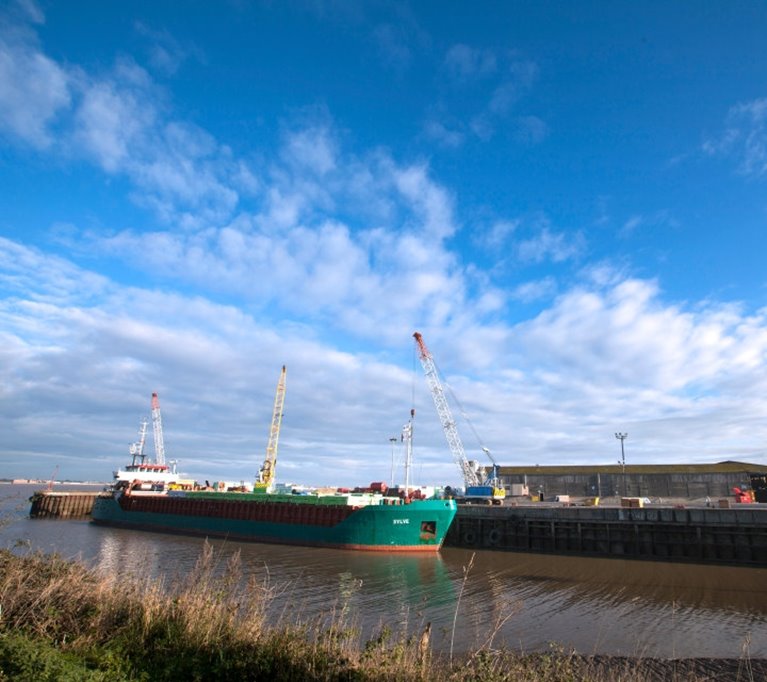 Södra Wood Ltd Bilder från hamnen i New Holland