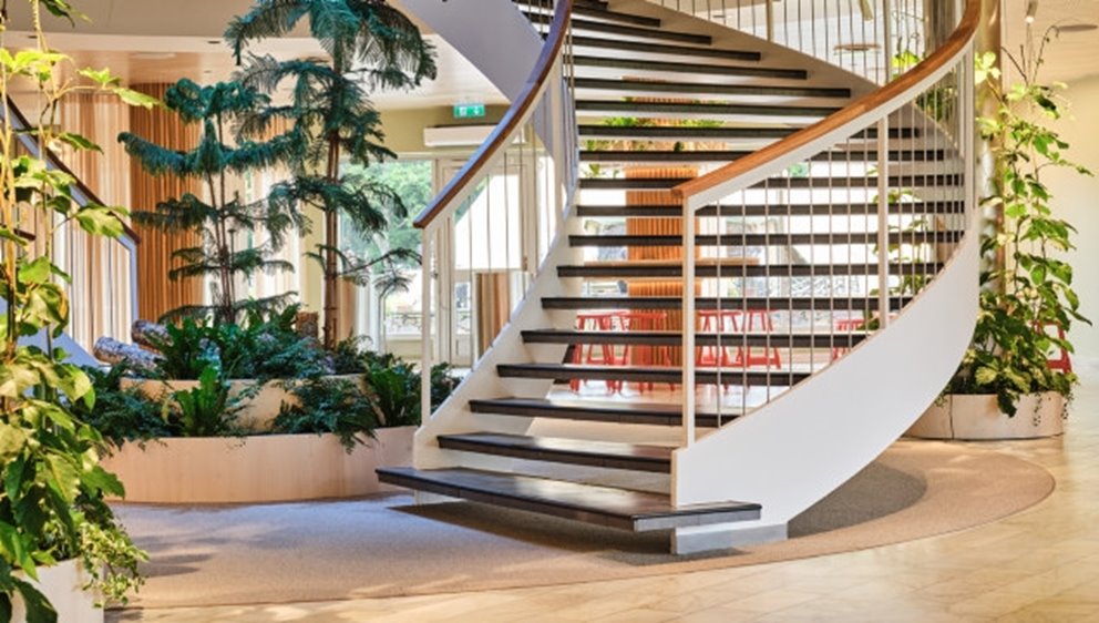 Södras lobby med den berömda trappan