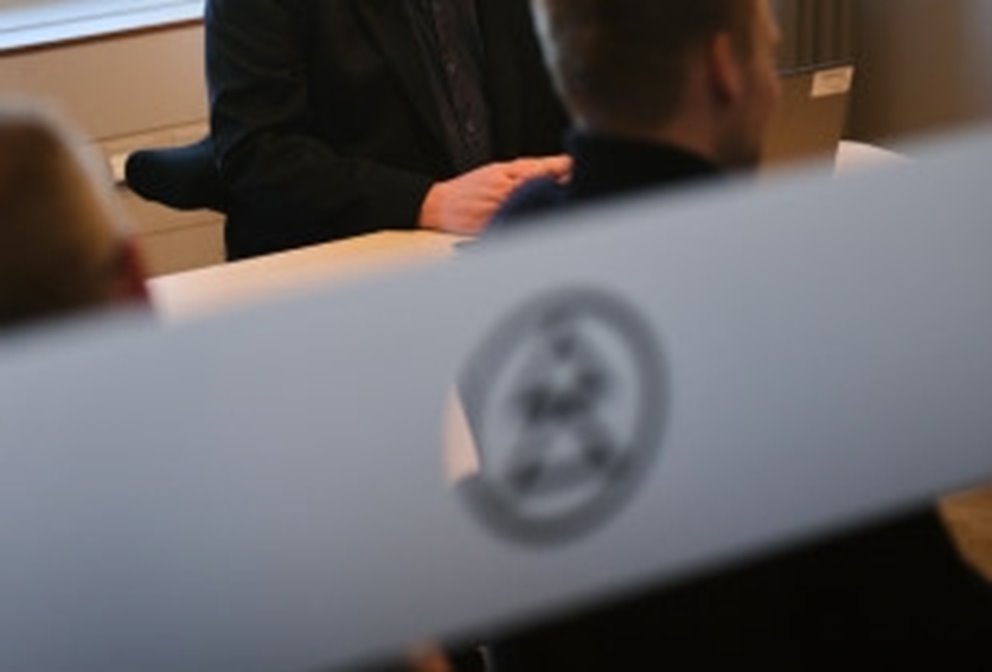 Möte i konferensrum på HK i Växjö Anna Cardell och Thomas Hendel