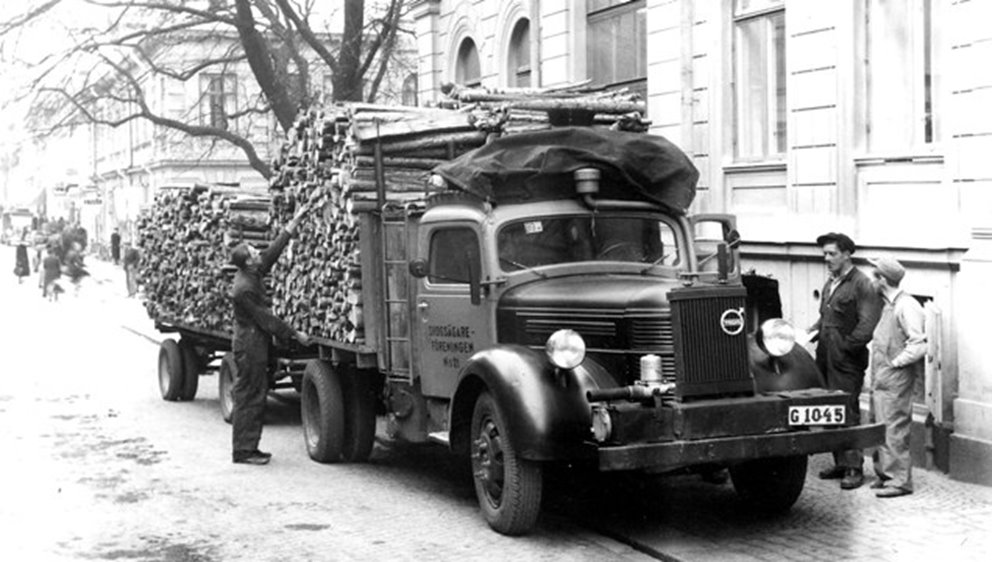Black white photo of a truck