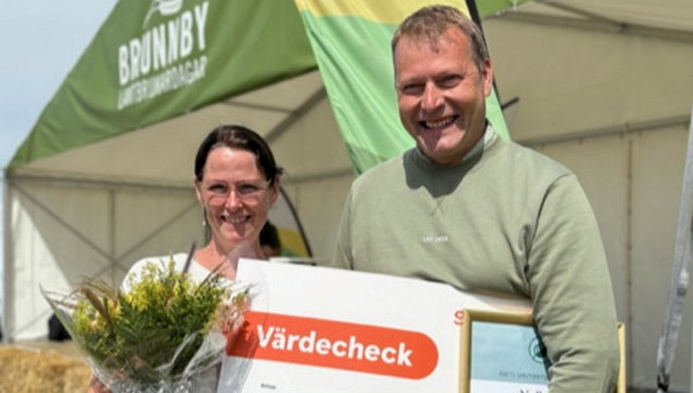 Entreprenörerna Karin och Sven Nalbin vid prisutdelningen av Årets spjutspetsföretag 2025.