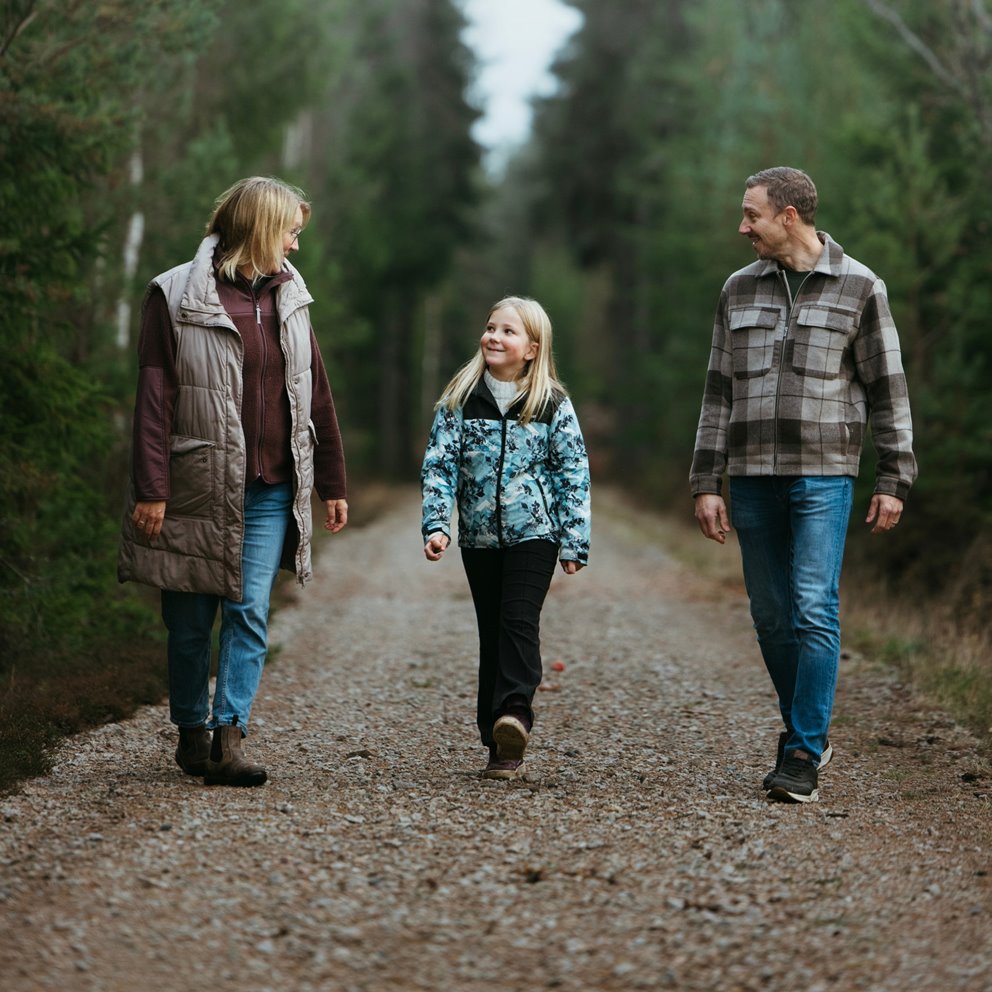 Generationsskifte på Genestorp, Södergård i Värends Nöbbele. Johan och Frida Svensson med dottern Viola