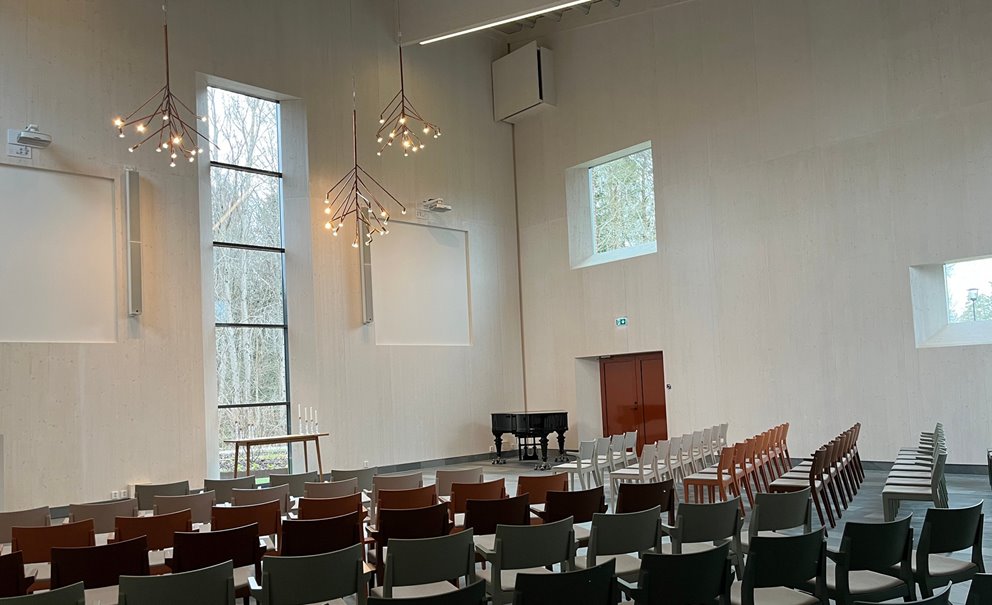 Kapell Sigelhults Kyrkogård Uddevalla, Frontwood