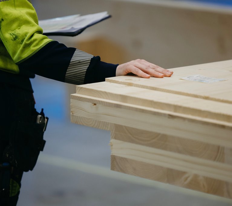 produktionsmiljö på Södra Building Systems i Värö.