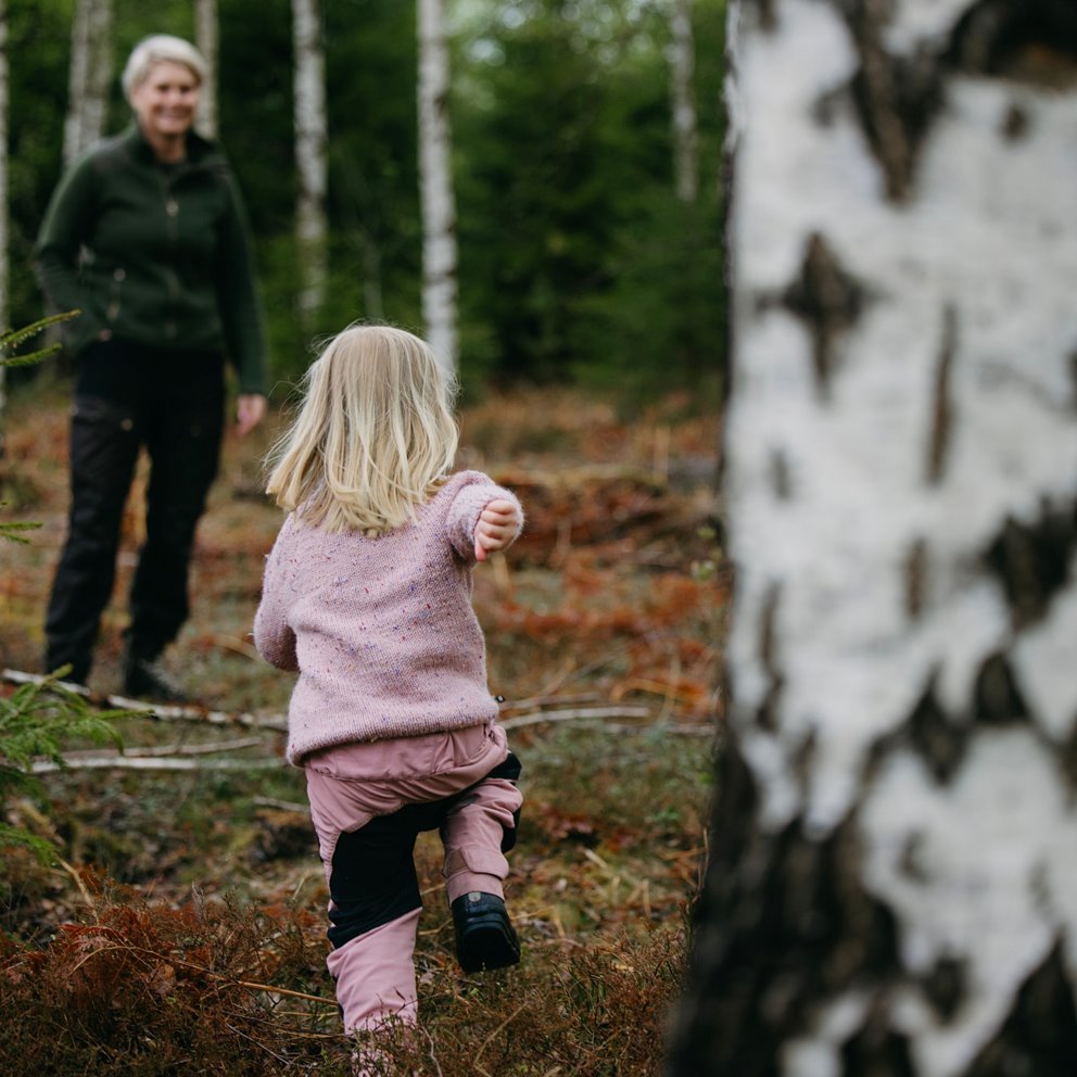Medlem Marielle Bergman är sin skog tillsammans med dottern Alicia Bergman.